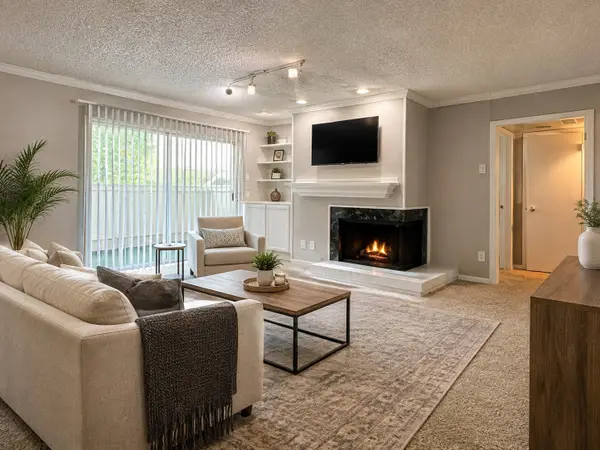 7832 Royal Lane #211, Dallas, TX 75230