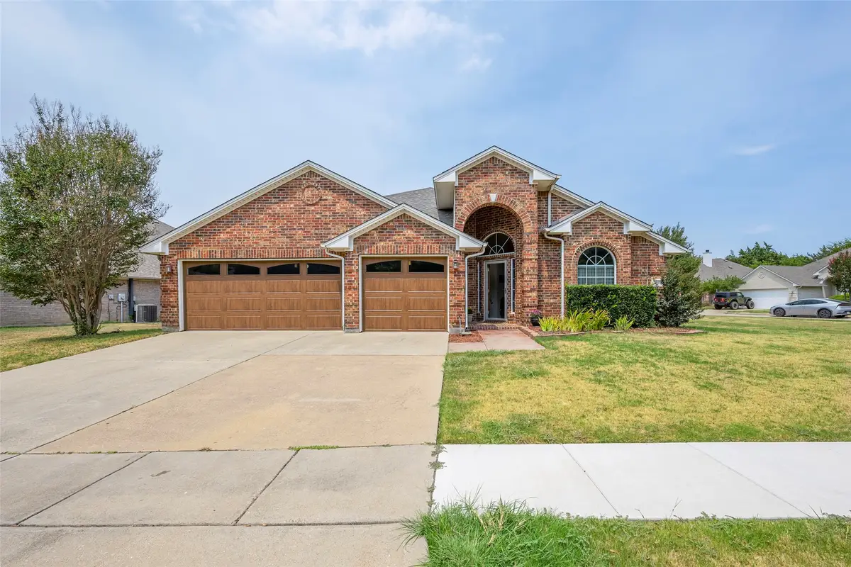 5804 Silver Sage Lane, Grand Prairie, TX 75052 - #1
