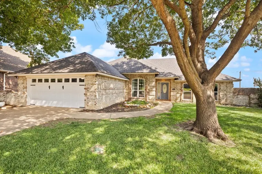 10200 Fieldcrest Drive, Benbrook, TX 76126 - #2