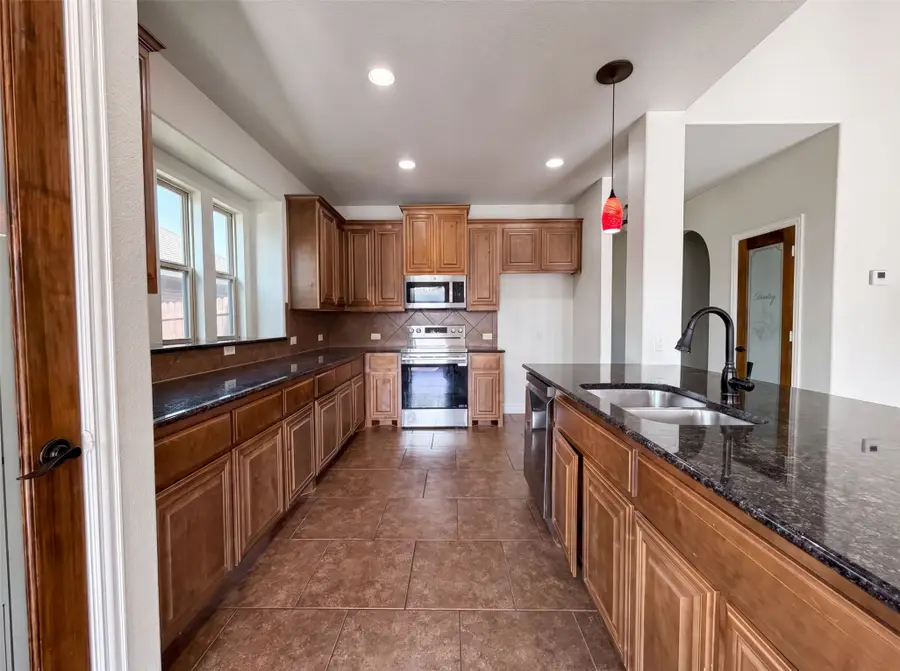 830 Graham Drive, Burleson, TX 76028 - #3