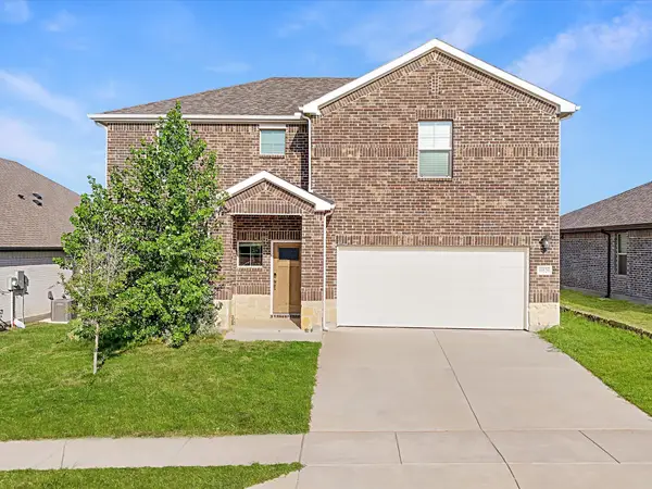 10529 Tuxinaw Trail, Fort Worth, TX 76179