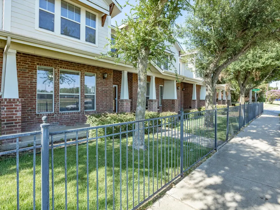 172 High School Drive, Lewisville, TX 75057 - #3