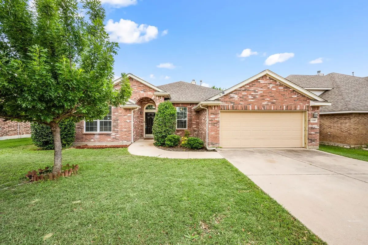1205 Hickory Bend Lane, Fort Worth, TX 76108 - #1