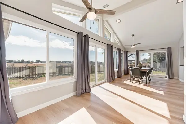 1954 Rambling Ridge Lane, Carrollton, TX 75007