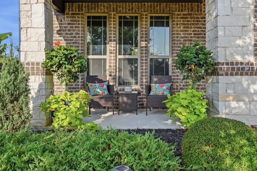 1041 Legacy Oaks, Joshua, TX 76058 - #3