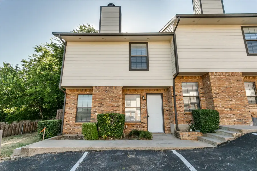 1265 Dallas Drive, Denton, TX 76205 - #2