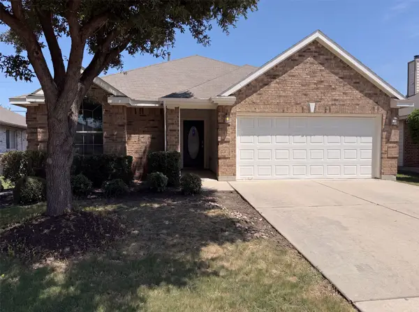 632 Stirrup Bar Drive, Fort Worth, TX 76179