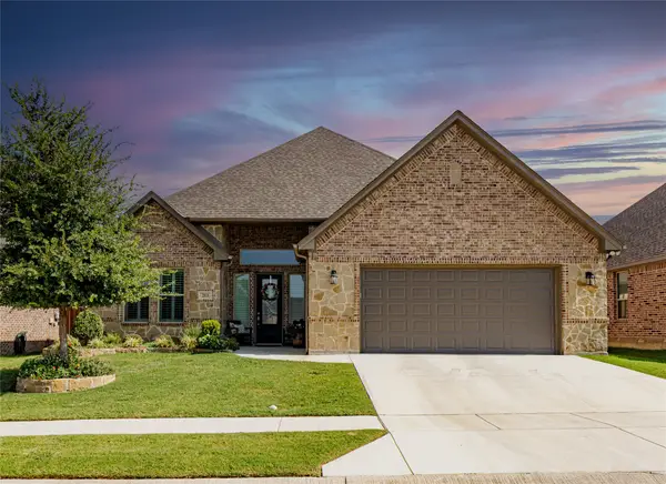 213 Windy Glen Drive, Decatur, TX 76234