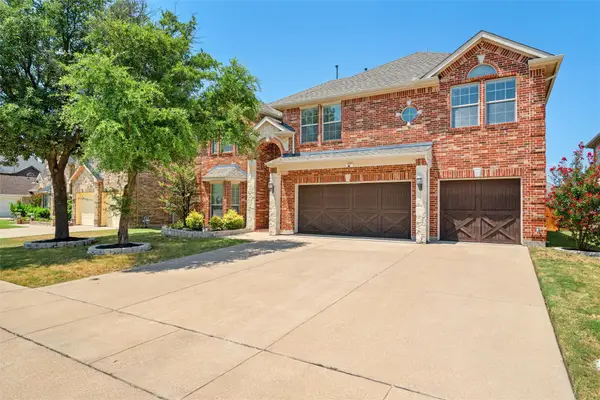 2932 Montalbo, Grand Prairie, TX 75054