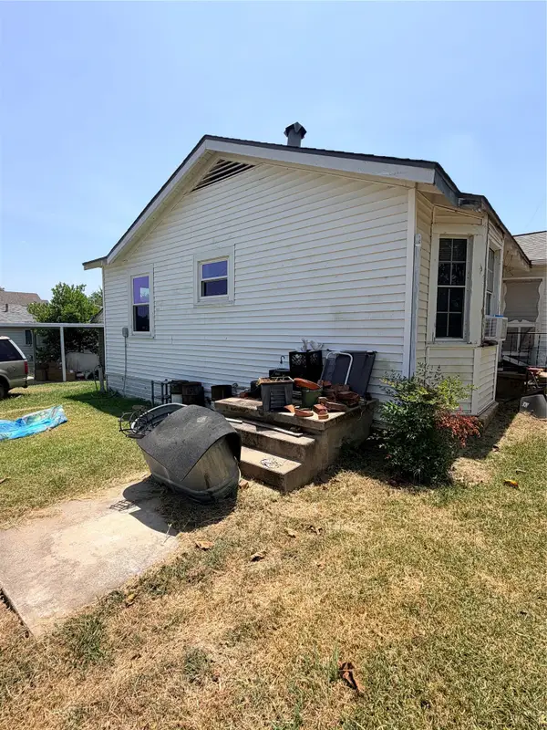 744 Chilton Street, Marlin, TX 76661