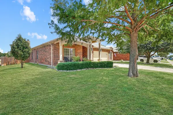 2201 Kaitlyn Drive, Weatherford, TX 76087