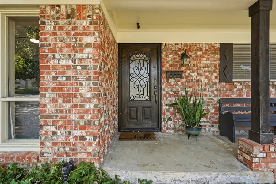 5709 Starlight Drive, Haltom City, TX 76117 - #2