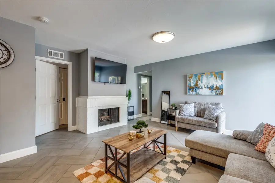 13641 Weald Green Street, Dallas, TX 75240 - #3