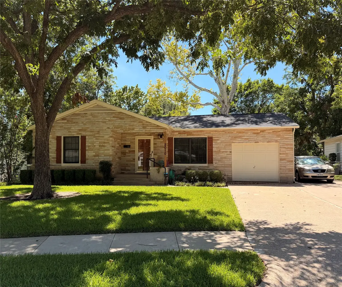 2010 Goldenrod Lane, Arlington, TX 76013 - #1