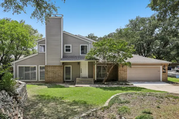 2712 Meadowstone Court, Carrollton, TX 75006