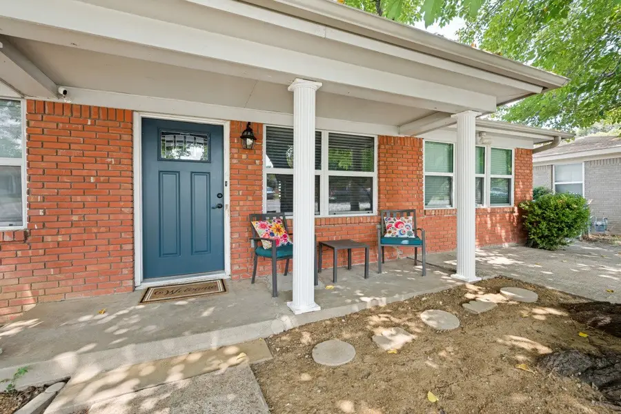 1009 Zelda Drive, Hurst, TX 76053 - #2