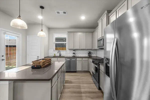 3116 Dixondale Drive, Fort Worth, TX 76108