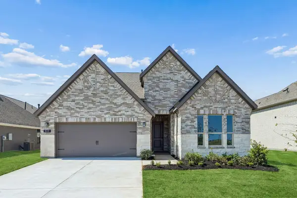 1011 Goldenrod Drive, Justin, TX 76247