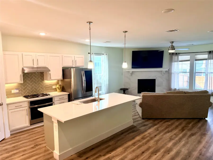 10923 Eva Mae Boulevard, Grand Prairie, TX 76065 - #3