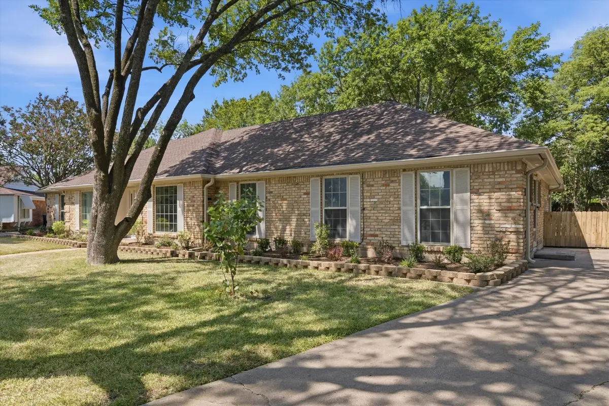 5709 Silver Lake Circle, Waco, TX 76710 - #1