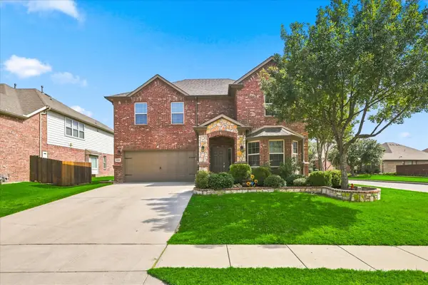 1100 Crest Breeze Drive, Haslet, TX 76052