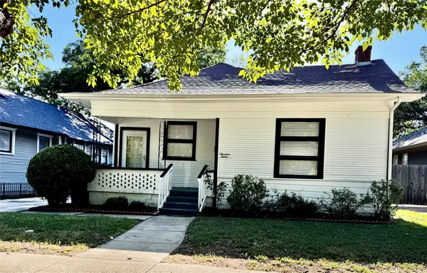 1912 Hurley Avenue, Fort Worth, TX 76110