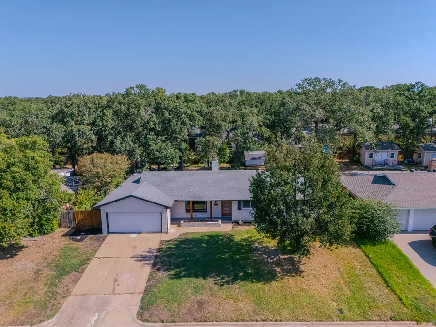532 Plainview Drive, Hurst, TX 76054 - #3