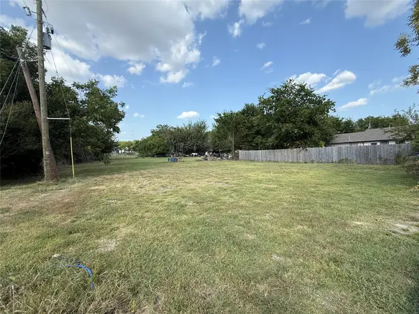 2211 Foster Circle, Caddo Mills, TX 75135