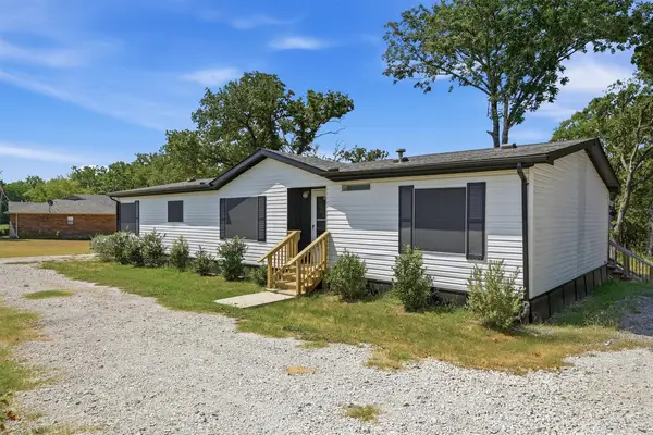 305 Ridgecrest Road, Pottsboro, TX 75076