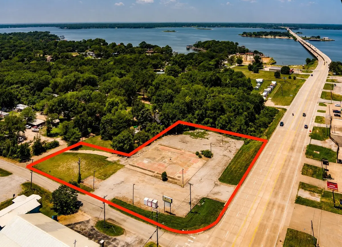 2705 W Main Street, Gun Barrel City, TX 75156 - #1