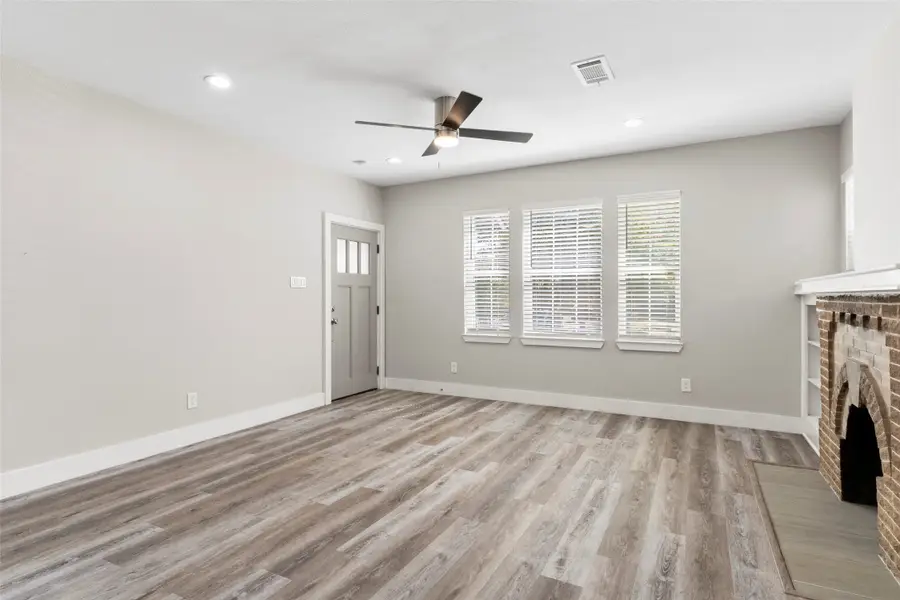 604 S Fitzhugh Avenue, Dallas, TX 75223 - #3