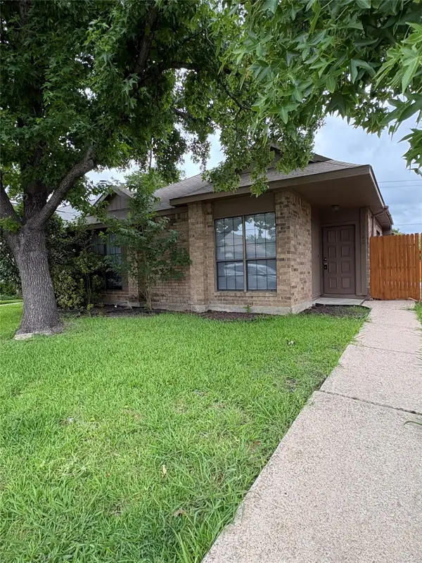 1120 Old Barn Lane, Mesquite, TX 75149