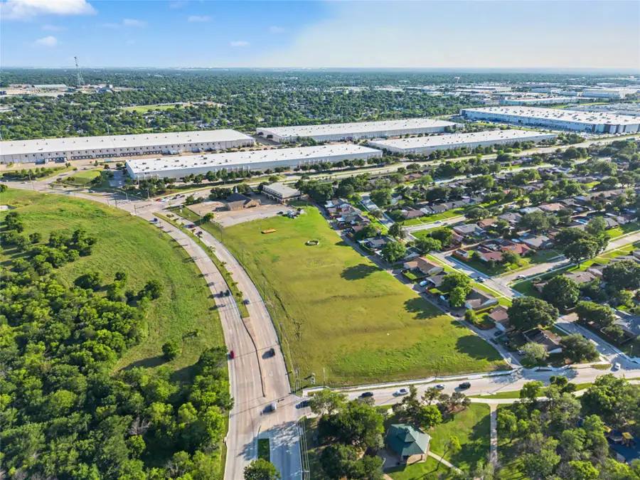 1011 N Peachtree Road, Mesquite, TX 75149 - #3