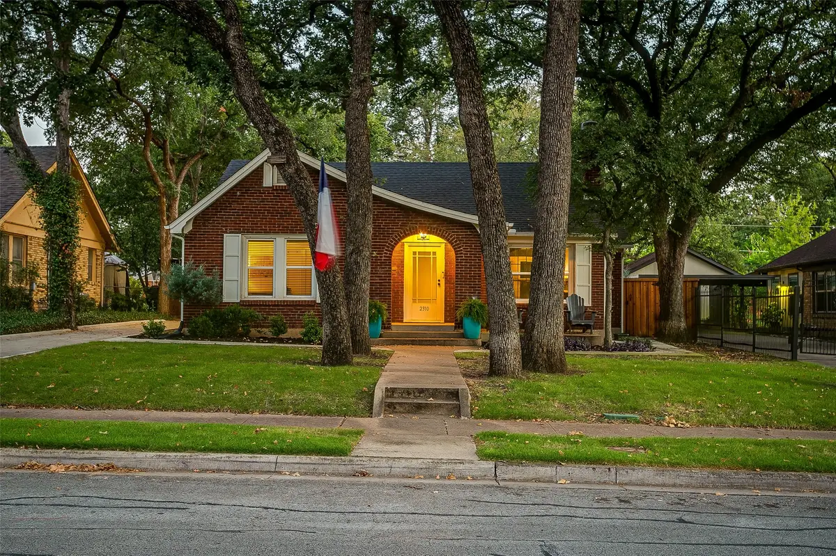 2310 Primrose Avenue, Fort Worth, TX 76111 - #1