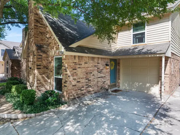 3018 Harbinger Lane, Dallas, TX 75287