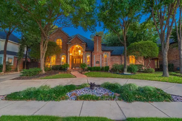 301 W Mill Valley Drive, Colleyville, TX 76034