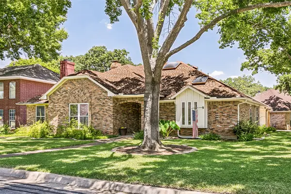 4801 Gaylewood Court, Arlington, TX 76017