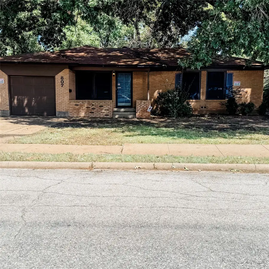 807 Blanton Drive, Sherman, TX 75092 - #2
