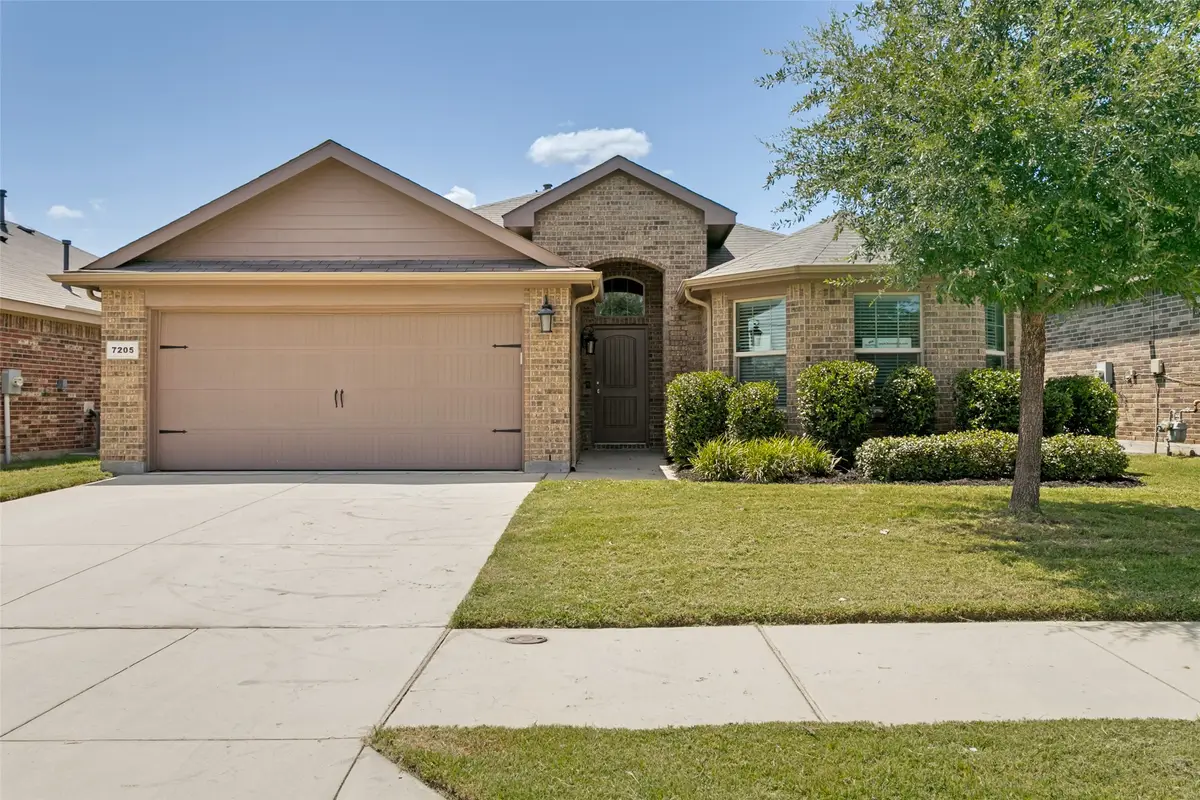 7205 Wavecrest Way, Fort Worth, TX 76179 - #1