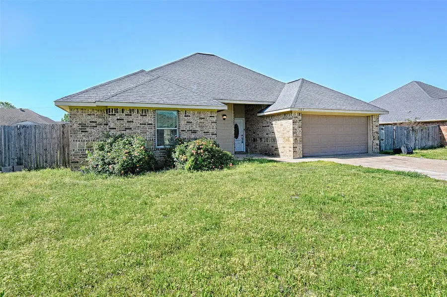 307 W Alene Drive, Mabank, TX 75147 - #3
