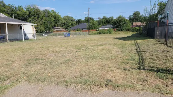 2450 Stovall Drive, Dallas, TX 75216