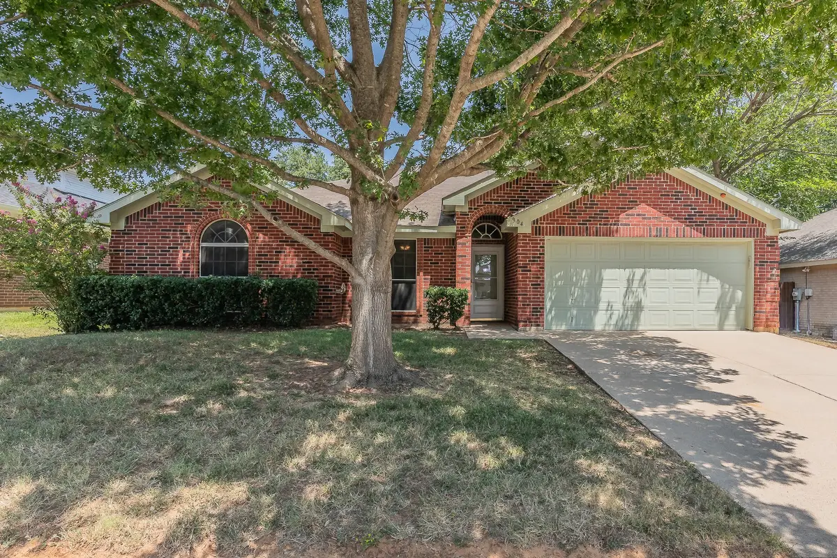 904 Parkhill Drive, Mansfield, TX 76063 - #1