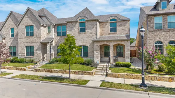 8313 Cotton Belt Lane, North Richland Hills, TX 76182