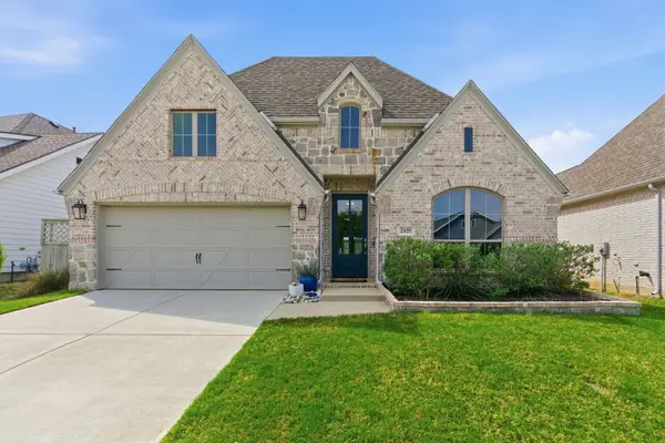 2429 Lazy Dog Lane, Northlake, TX 76247