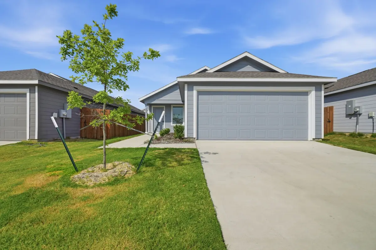 205 Poplar Place, Wilmer, TX 75172 - #1