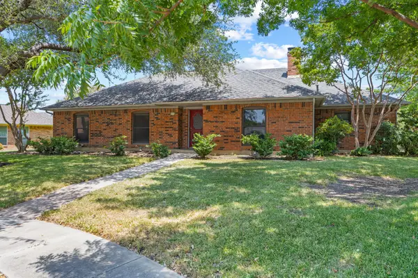 2539 Quail Glen Road, Carrollton, TX 75006