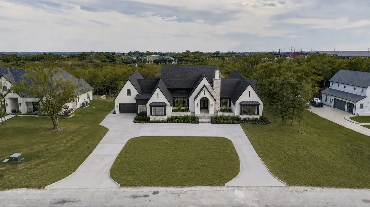 40 Blackthorn Drive, Van Alstyne, TX 75495 - #1