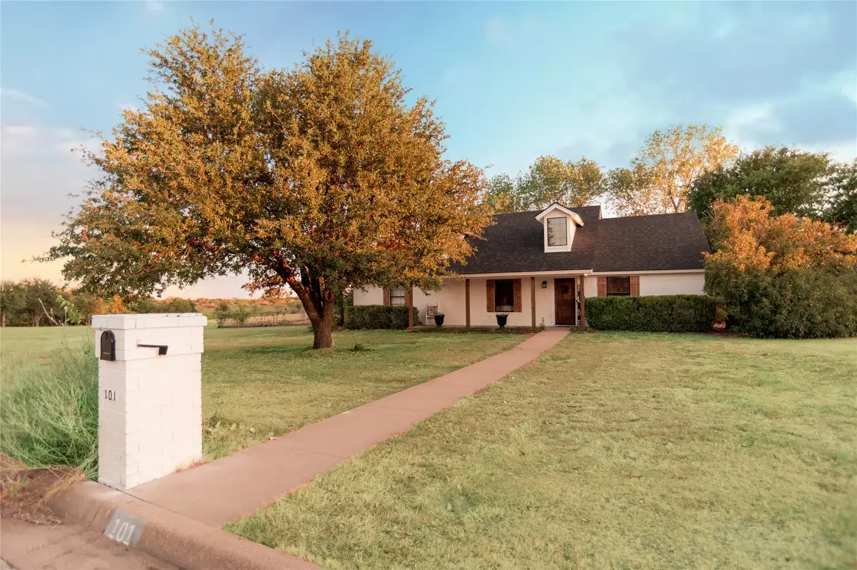 101 Scenic Drive, Dublin, TX 76446 - #1