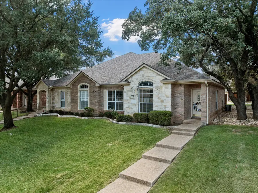 333 Old Mill Creek Drive, Woodway, TX 76712 - #2