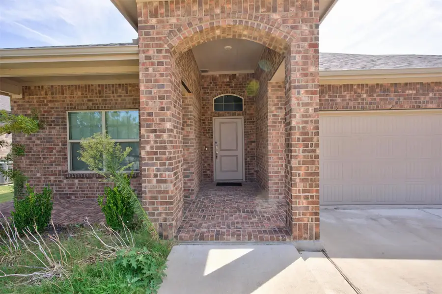 1203 Larkspur Lane, Cleburne, TX 76033 - #3